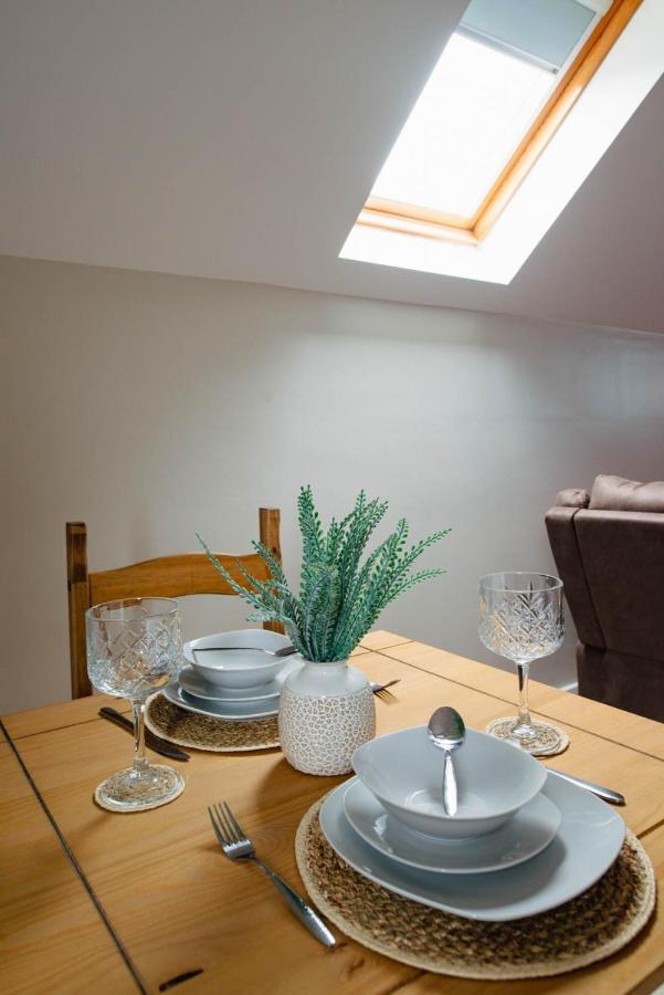 The Cosy Inn - Luxury Private Hot-Tub Dungiven Esterno foto