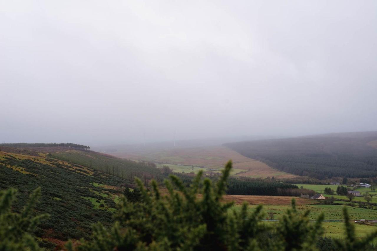 The Cosy Inn - Luxury Private Hot-Tub Dungiven Esterno foto